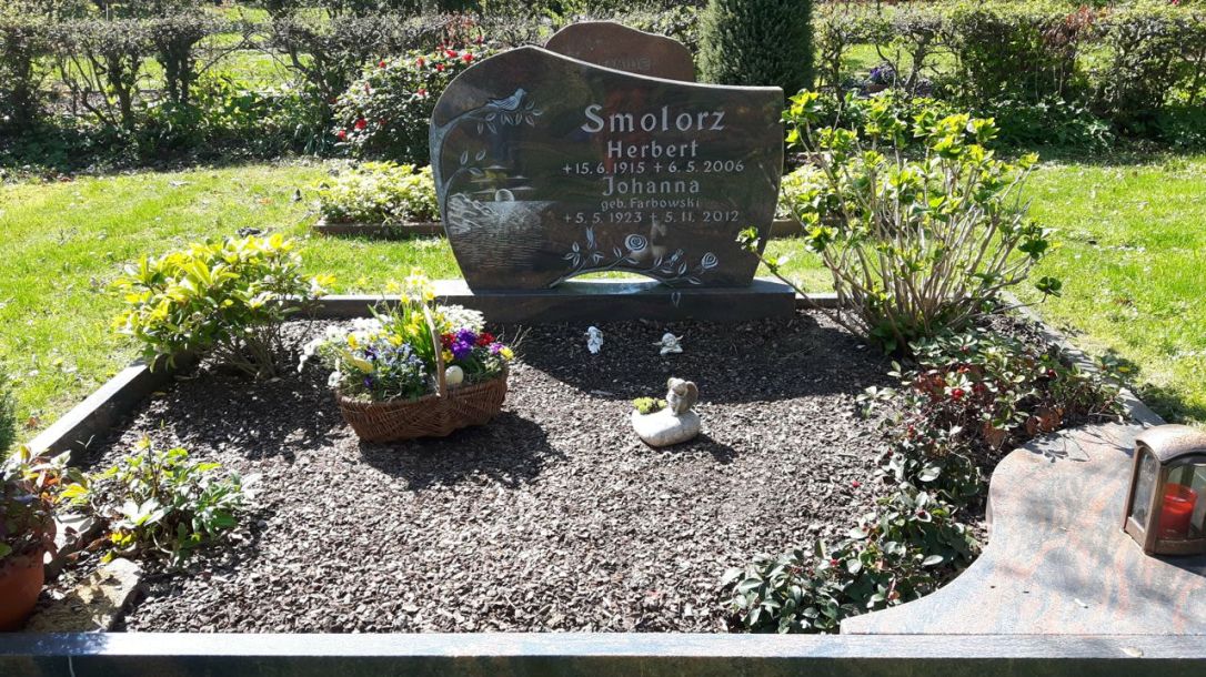 Springe SD Park Cemetery-10