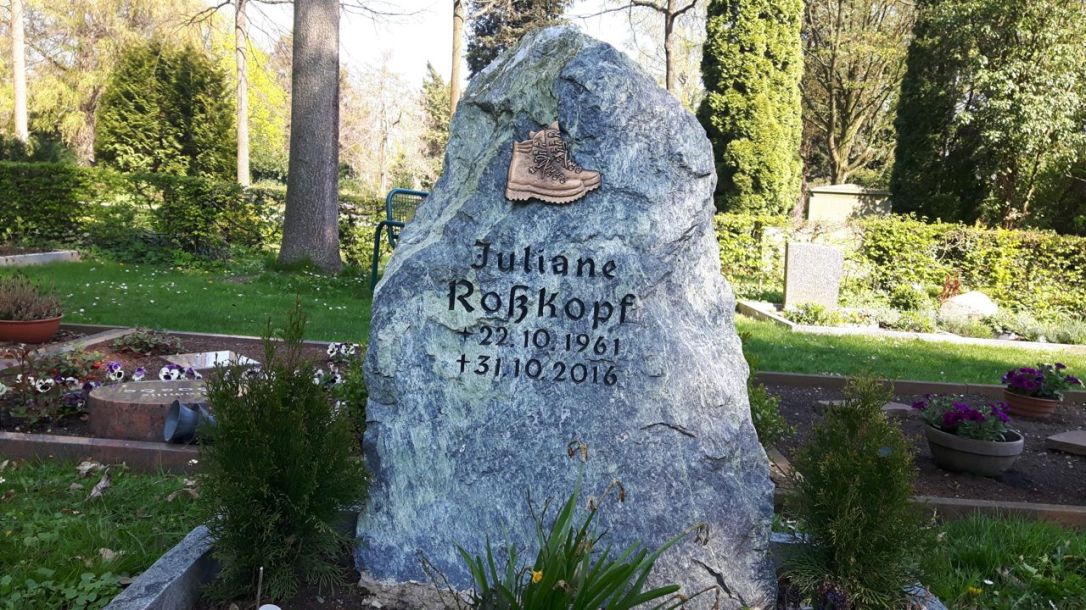 Springe SD Park Cemetery-16