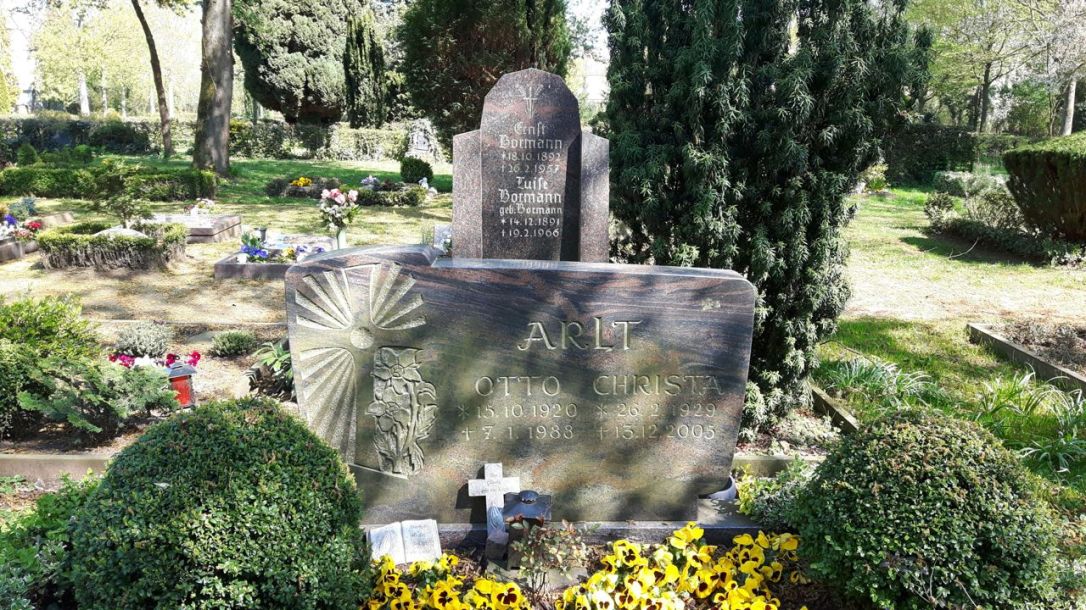 Springe SD Park Cemetery-7