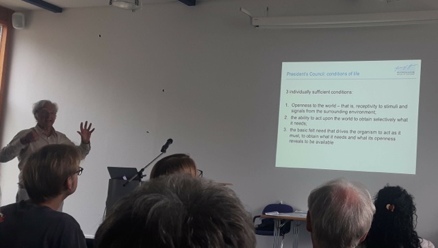 Springe Socratic Dialogue-19